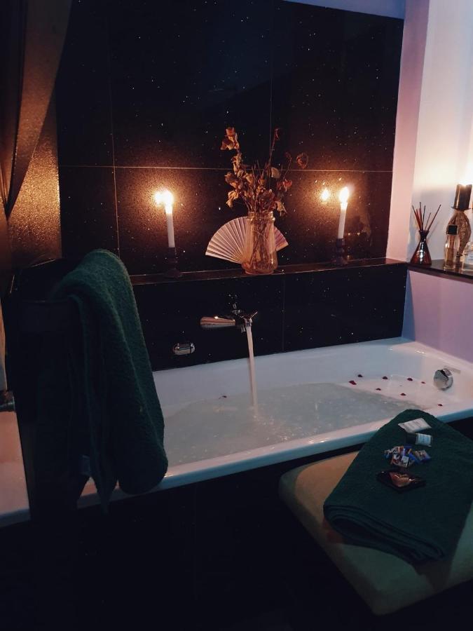 Le Corti 2 Apartment Alessandria Ngoại thất bức ảnh